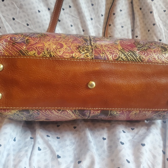 NWT Patricia Nash Genuine Leather Gold and Paisley Handbag Tote - Picture 4 of 9